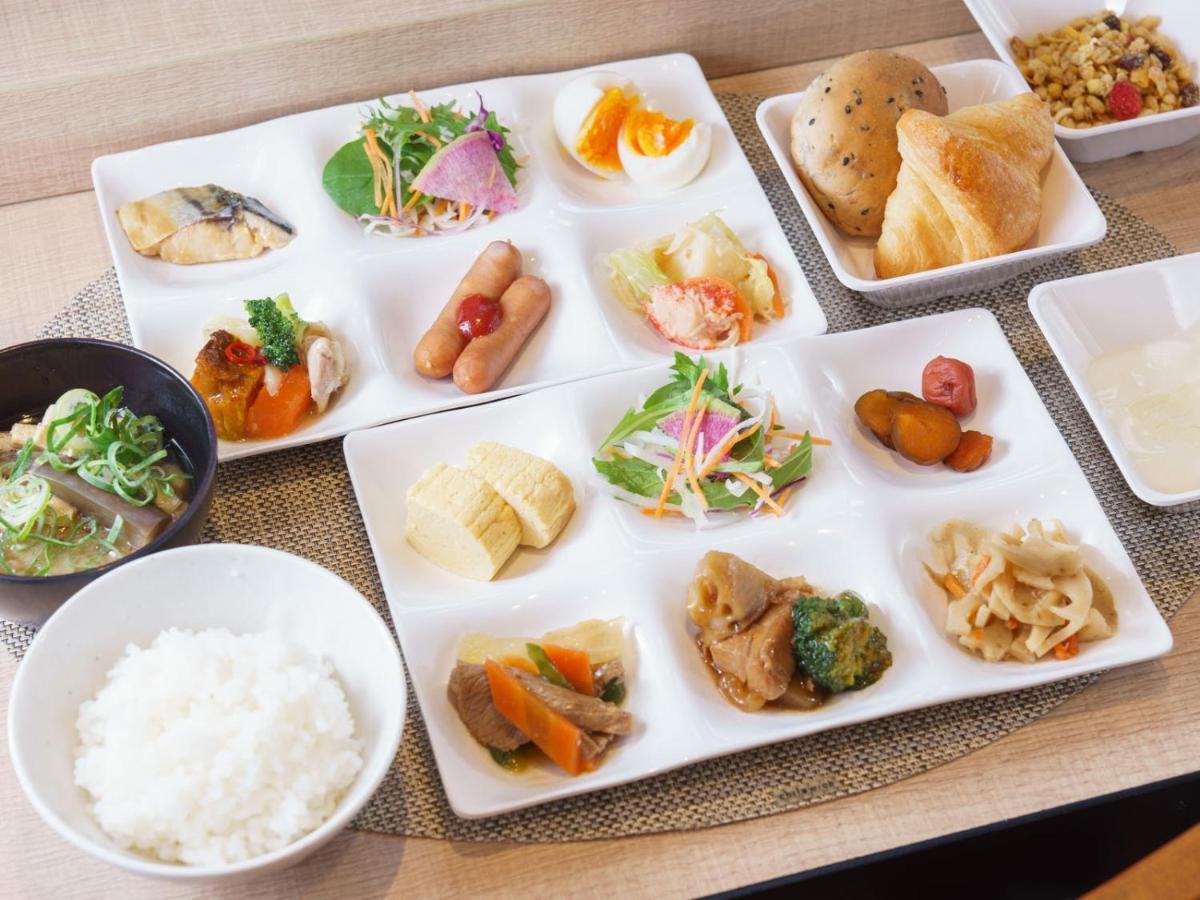 Super Hotel Umeda Higobashi Osaka Buitenkant foto